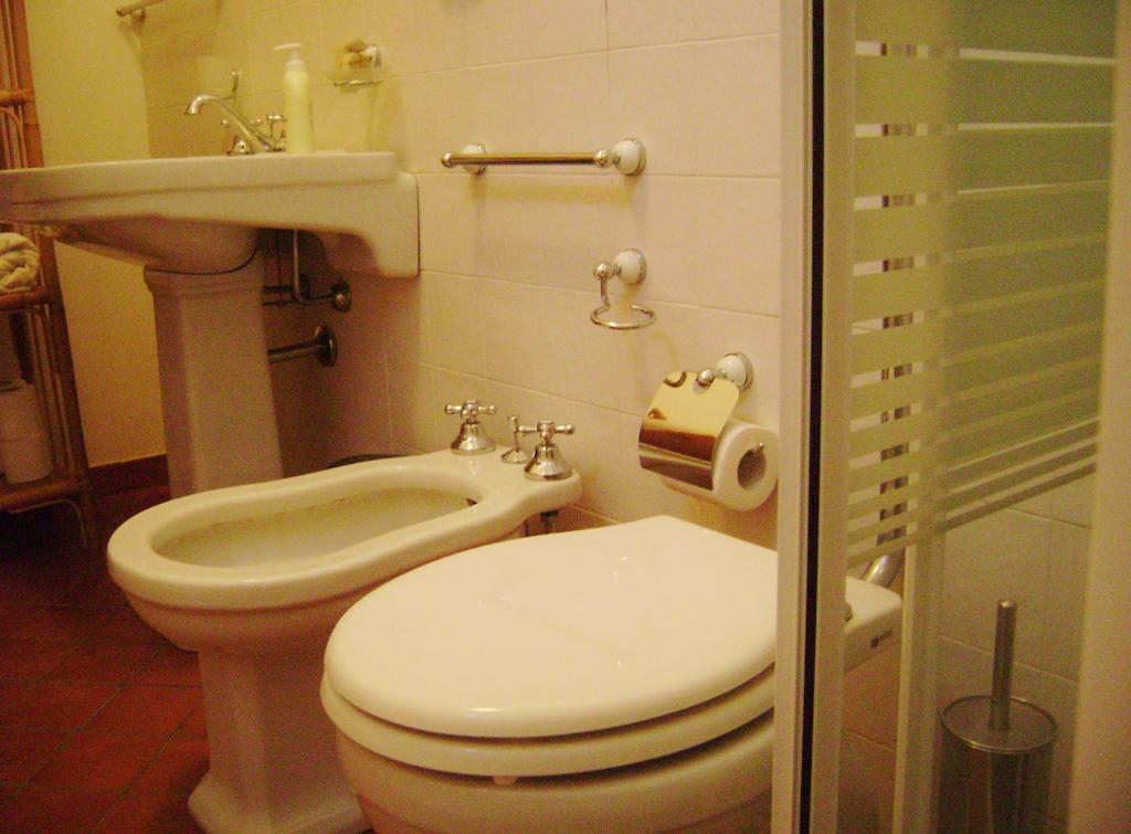 Liola Hostal Módica Habitación foto